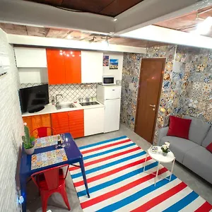 https://bianca-napoli-7.hotels-amalfi.com